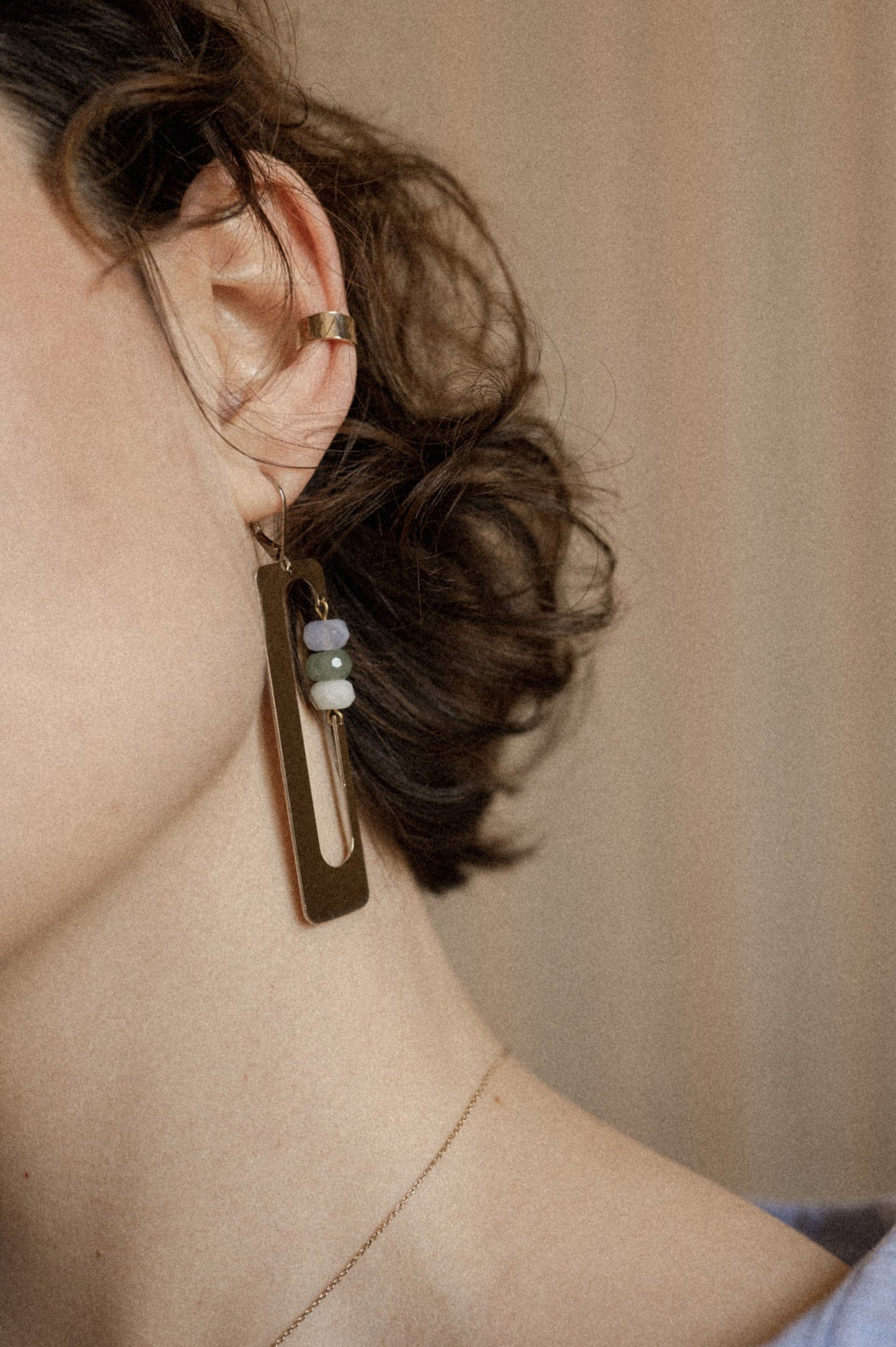 Ear cuff martelé